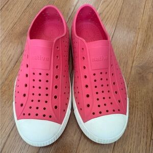 Native Shoes Jefferson Waterproof Size J5